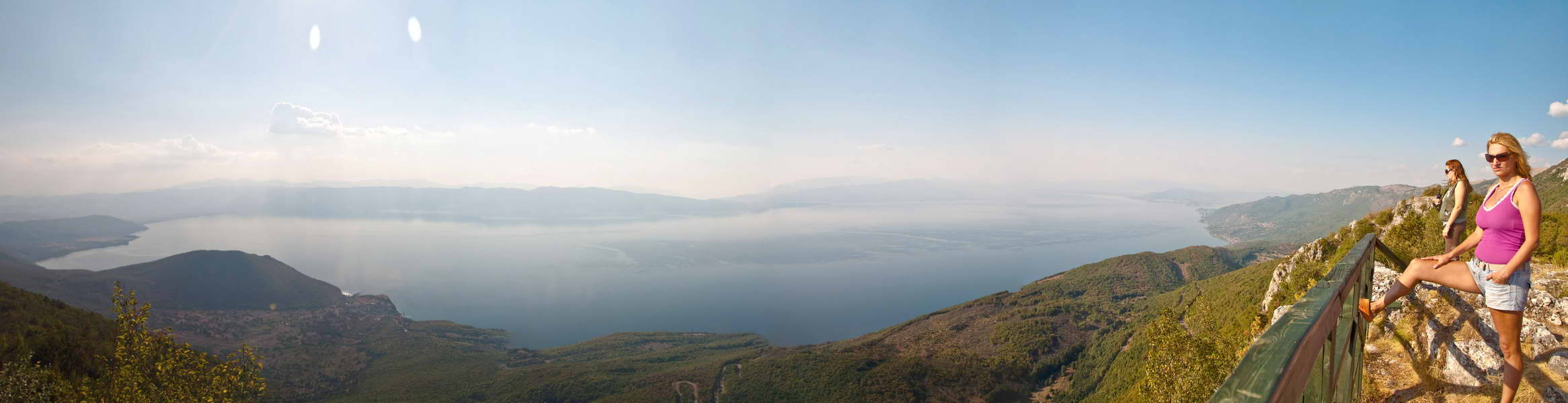 Sa Koritskog rida vidi se čitavo Ohridsko jezero