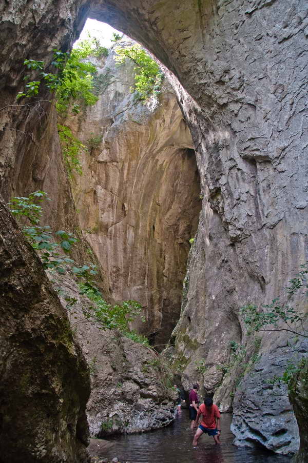Pogled na Zamnu nizvodno