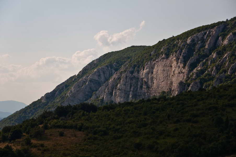 Stene Suvog dola
