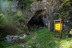 Seselac cave