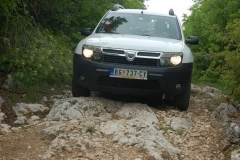 The rocky road to Kovej is maybe a little bit too much for the Duster...