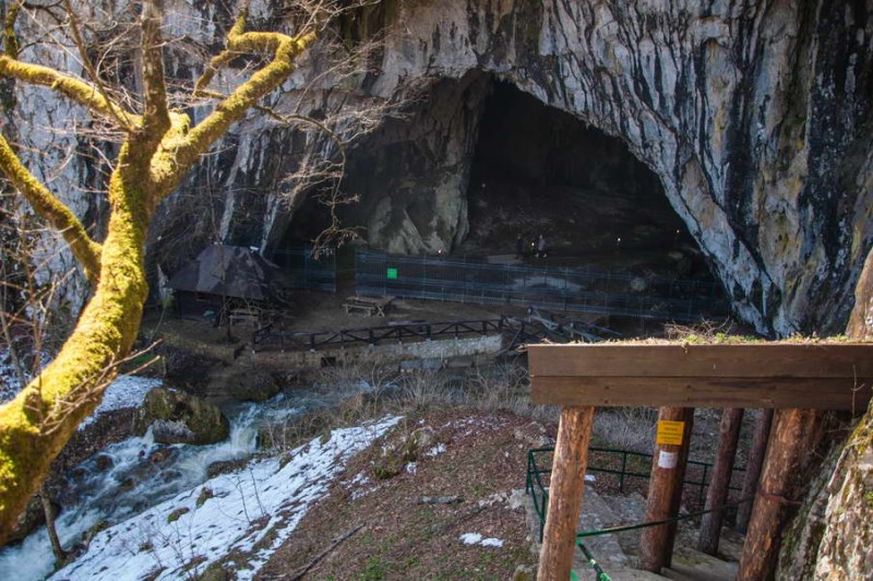 Entrance to the Stopića cave